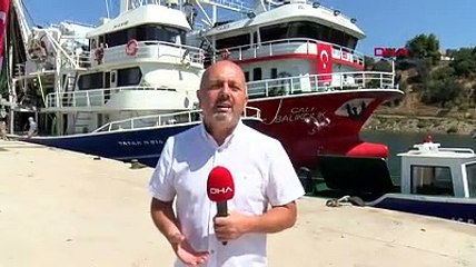 Çanakkalede gırgır tekneleri yeni av sezonu için uğurlandı