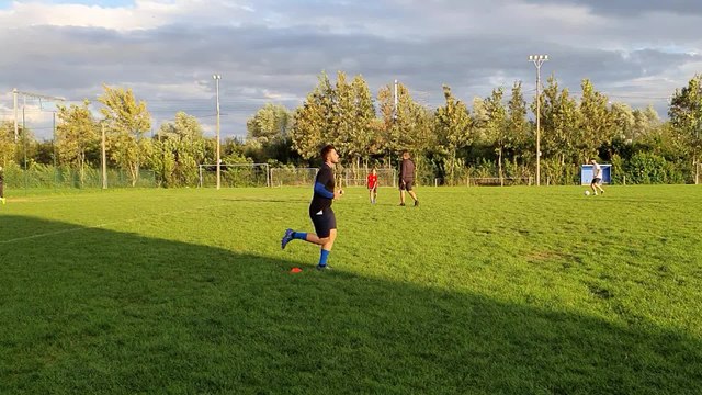 Exercices de coordination à la Squadra Mouscron