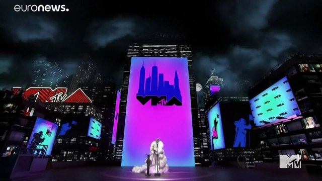 Lady Gaga 'arrasa' nos prémios MTV