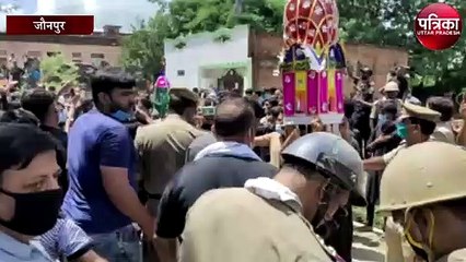 ताज़िया दफन करने को लेकर पुलिस से झड़प, पुलिस पर लगे यह आरोप