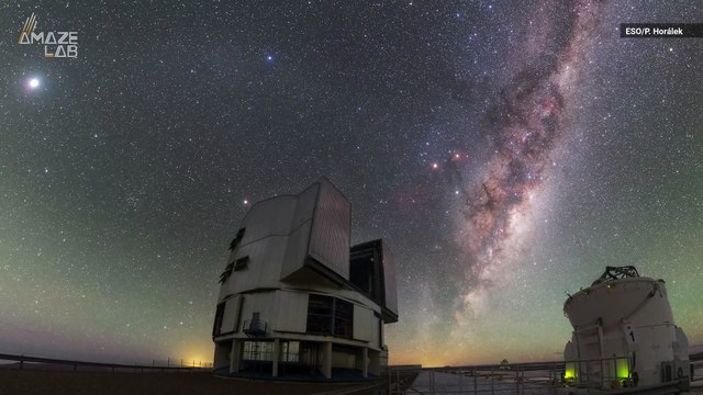 Night Sky Over Chilean Desert Lights Up With Beautiful Phenomenon