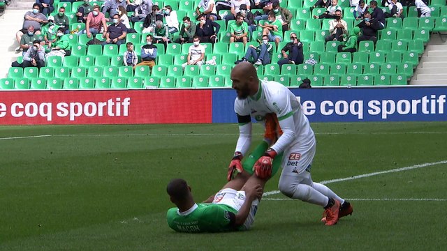 ASSE-Lorient : Les Verts démarrent en fanfare grâce à Hamouma