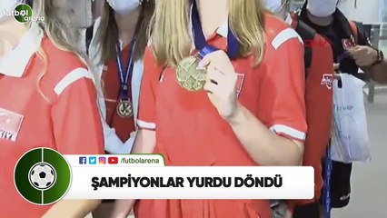 Şampiyonlar yurda döndü