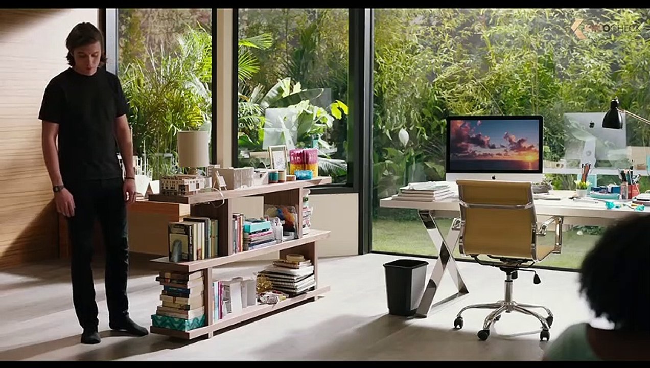 EVERYTHING, EVERYTHING Trailer (2017)