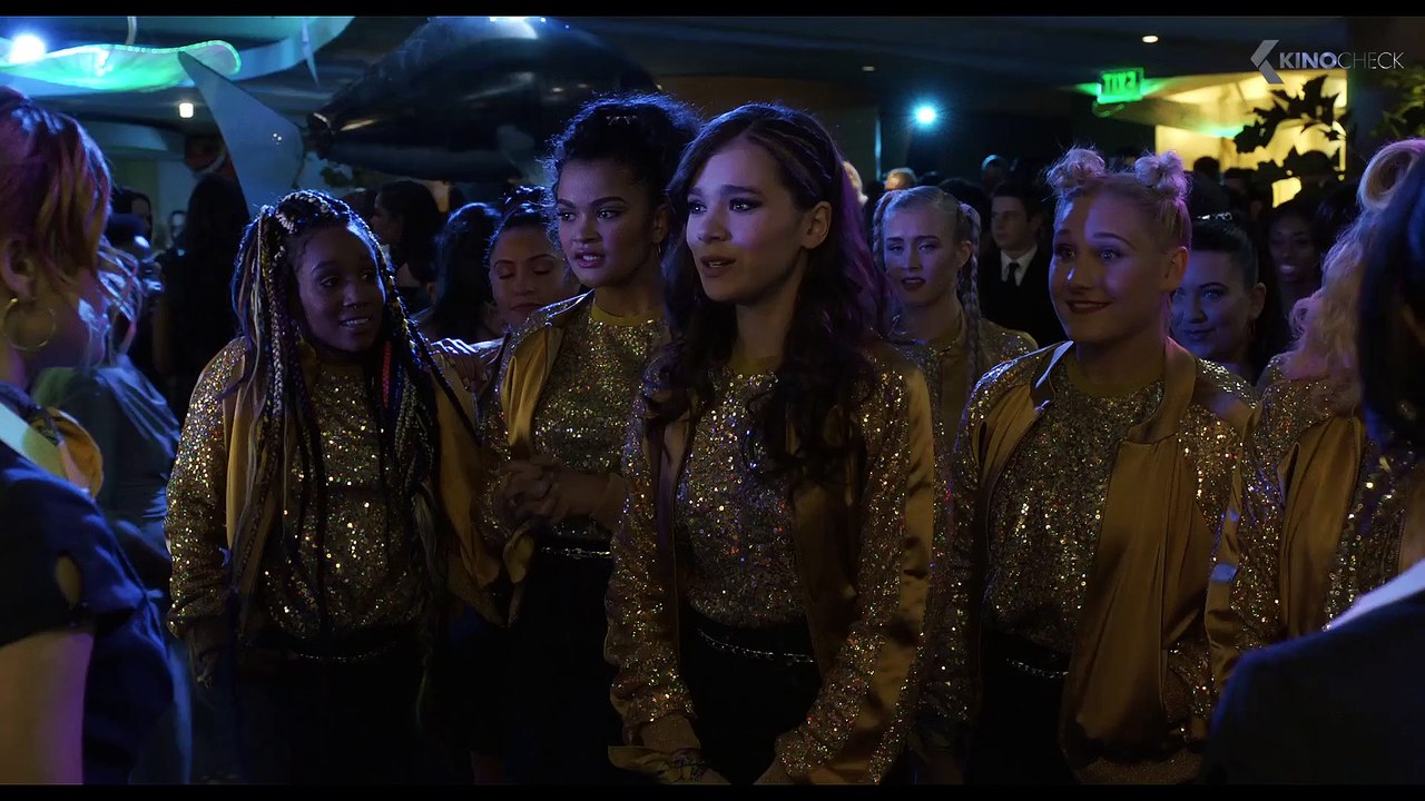 PITCH PERFECT 3 Trailer 2 (2017)