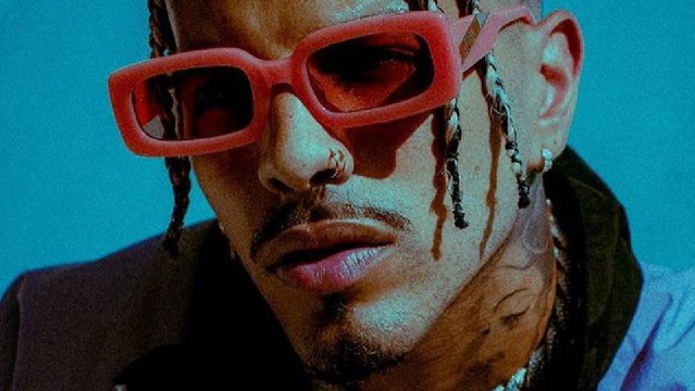 Es “Algo Mágico” con Rauw Alejandro