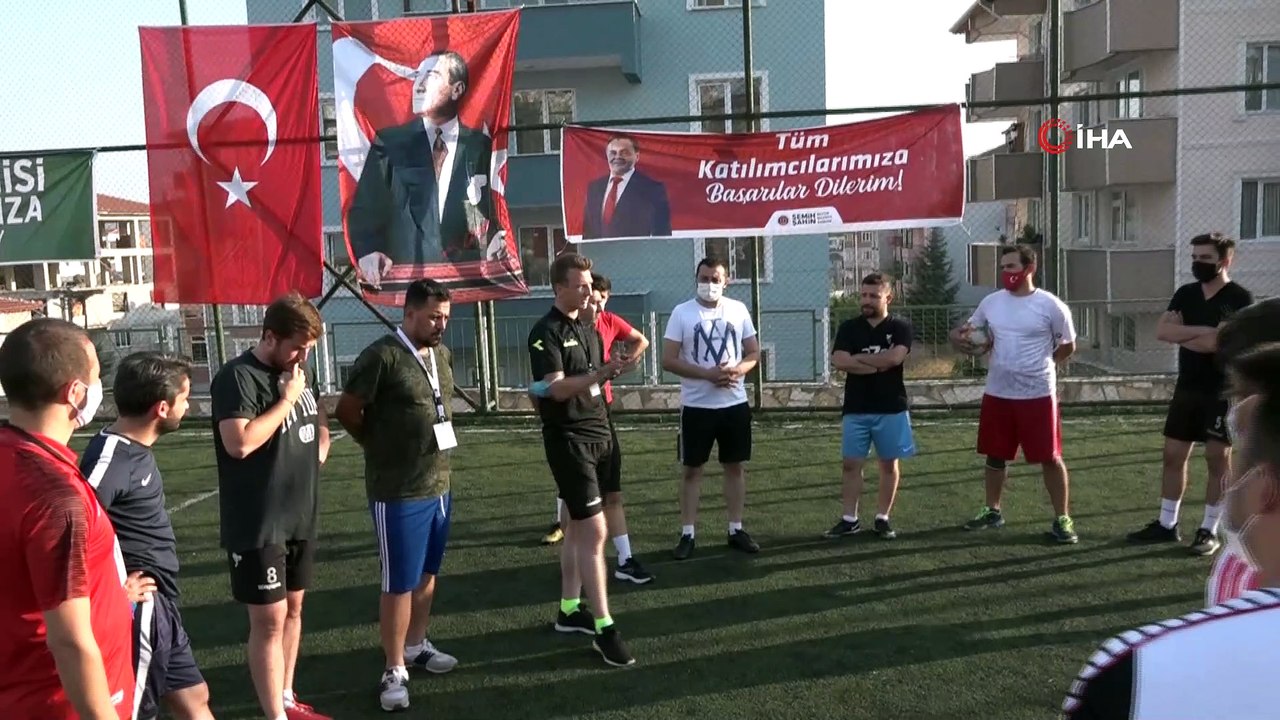 Bilecik Belediyesi Ayak Tenisi Turnuvası’ etkinliği başladı