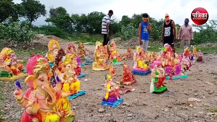 Watch video : गणपति बप्पा मोरिया... अगले बरस जल्दी आ...