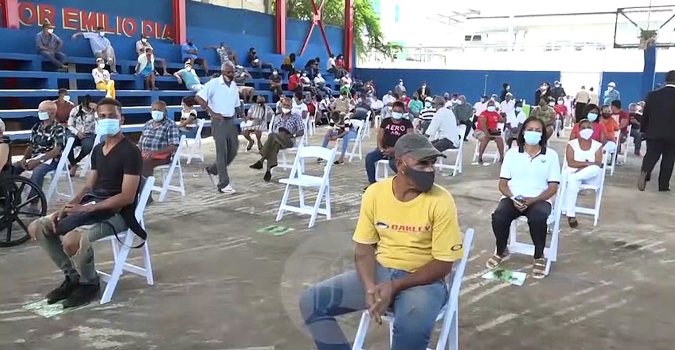 Abinader: “Qué mejor manera de mejorar el gasto público que invirtiendo en el sector salud”