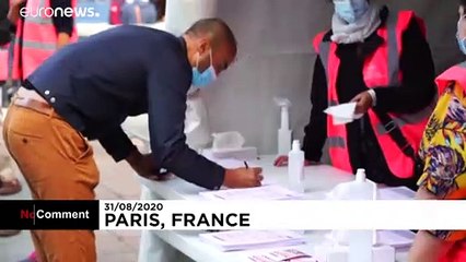 چادرهای موقت برای آزمایش رایگان کرونا در پاریس