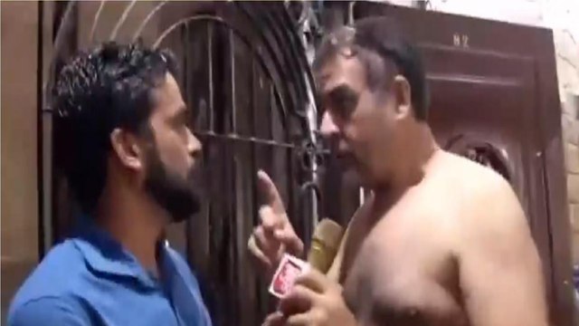 Drug peddler's father misbehaves with AajTak reporter