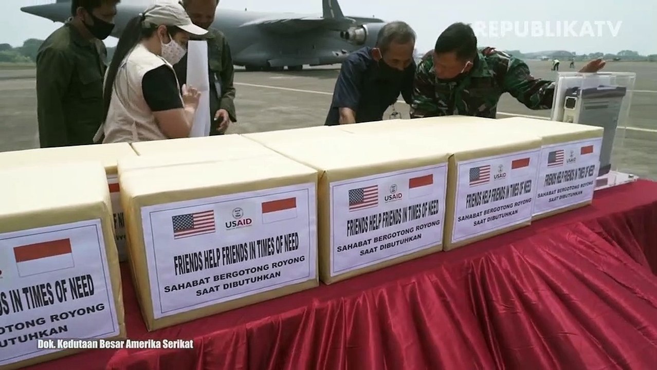 Amerika Serikat mendatangkan 500 ventilator untuk Indonesia dalam penanganan Covid-19.
