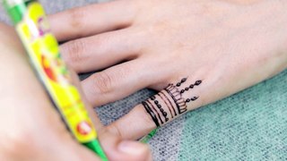 Ayeza Khan Back Hand Finger Mehndi Design || Ayeza Khan New Mehndi Style ||  / Alia Mehndi