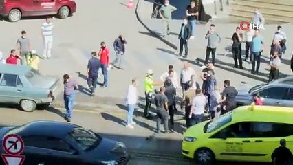 Trafik kazası yumruklu kavgaya dönüştü