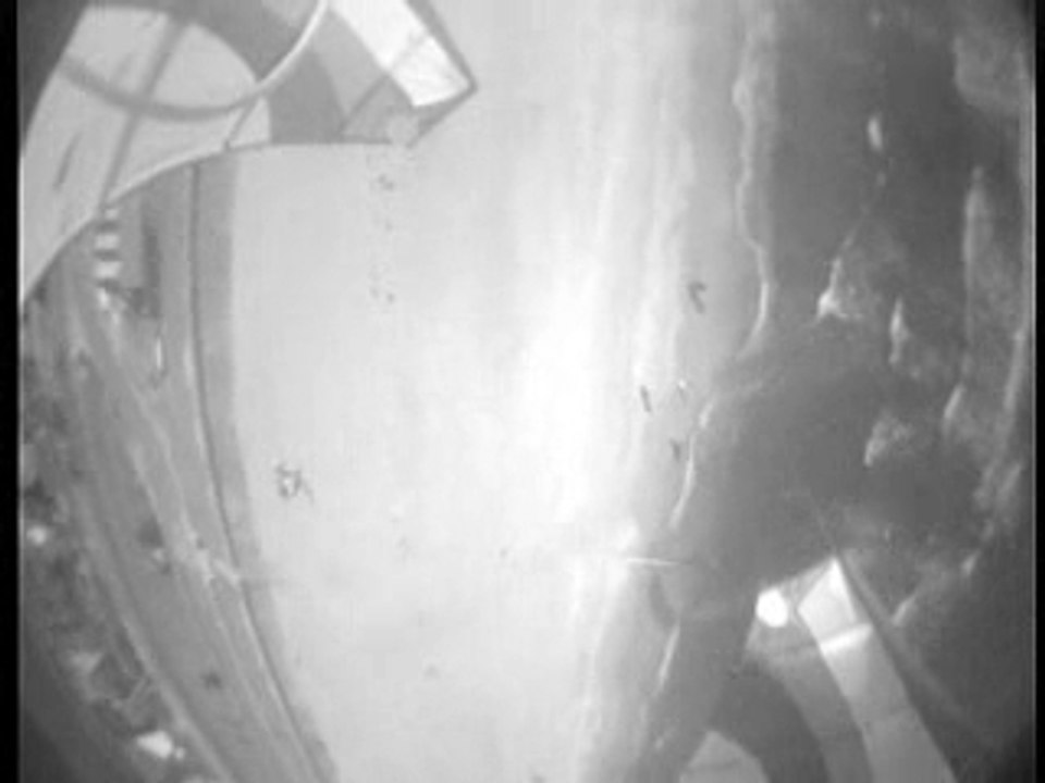 Embarquée dans l'aile