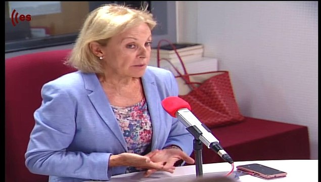 Crónica Rosa: Los nuevos proyectos de Esther Doña