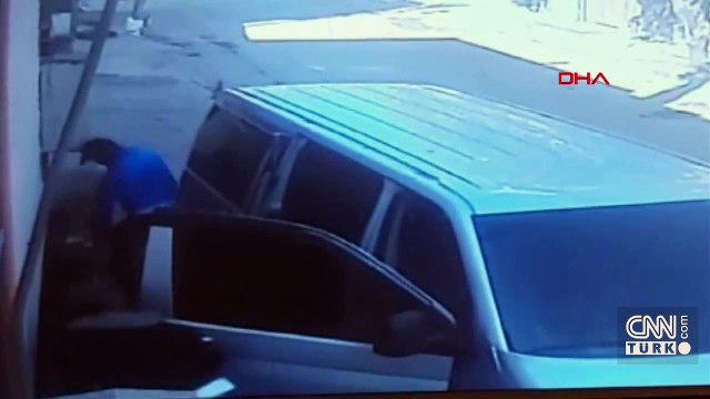 Hırsızlar kendilerini fark eden kişiye taş attı | Video