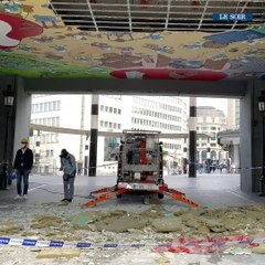 Bruxelles: la fresque des Schtroumpfs de la Gare Centrale s’est effondrée