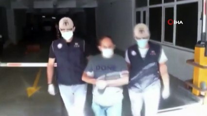 Yasa dışı protestoya katılan ve pankart taşıyan 4 şahıs yakalandı