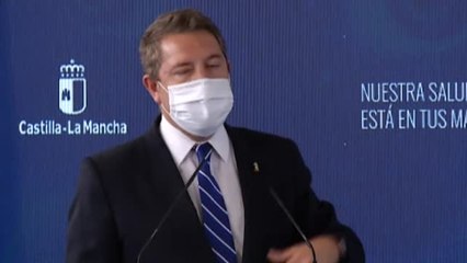 García-Page: "El 80% de los casos que nos han llegado vinieron de la bomba radioactiva vírica que se plantó en Madrid"