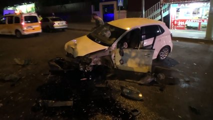 Pert olan araçtan burnu bile kanamadan çıktı