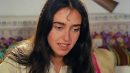 Gülüşan _ Yaprak Özdemiroğlu - Meral Orhonsay