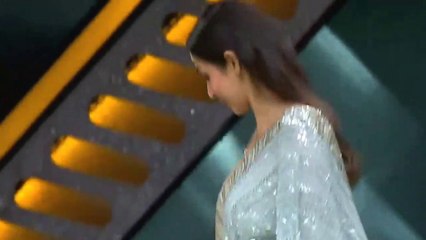 कोविड19 के हीरो सोनू सूद के साथ मलाइका जी ने किये रोमांटिक डांस