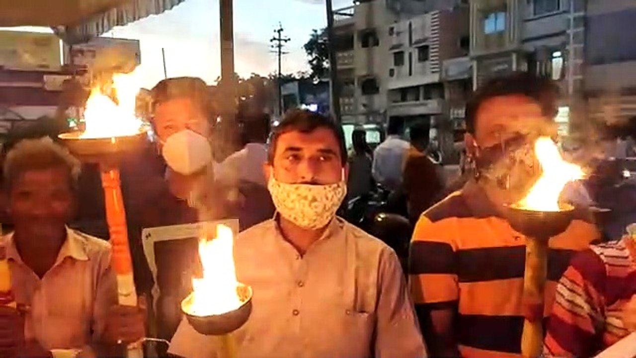 मंदसौर: नप अध्यक्ष की हत्याकांड में परिजनों और नगर के सर्व समाज ने की CBI जांच की मांग