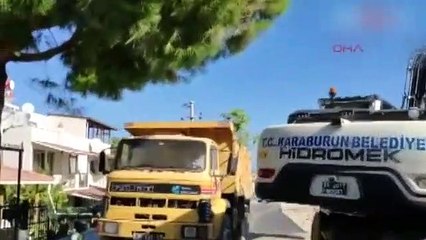 CHP'li belediyenin ağaç katliamı vatandaşı çileden çıkardı