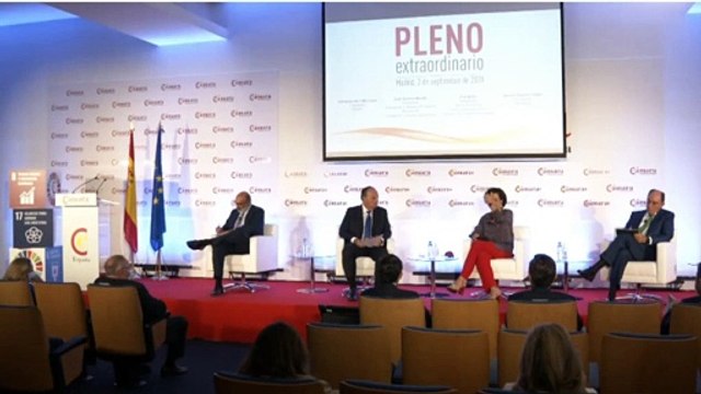 La presidenta de Banco Santander, Ana Botín, en su intervención en la Cámara de Comercio
