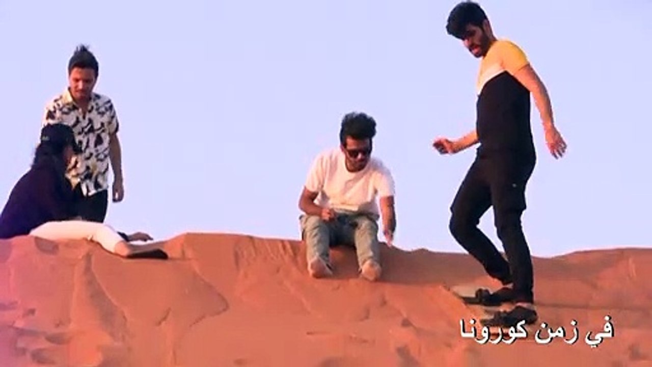 التزلج على الرمال يحرك السياحة الداخلية السعودية في زمن كورونا