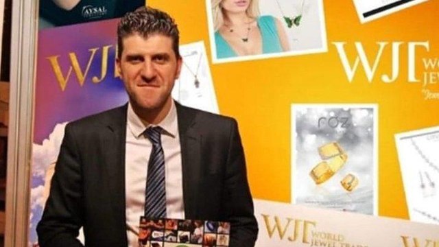 İstanbul’da korkunç olay 15. kattan başına cam düştü