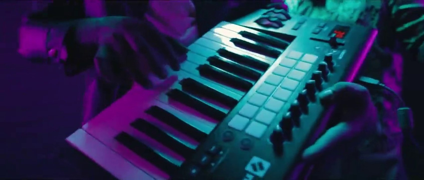 2021. Full HD video. music ,DJ_Shahrear_Feat._Parvez_Sazzad AAJ_PASHA(720p)
