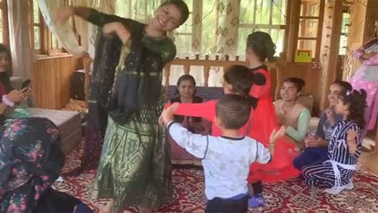 Kinnar Bahu Fame Rubina Dilaik ने बच्चों संग किया जमकर Dance,देखें Video । Boldsky