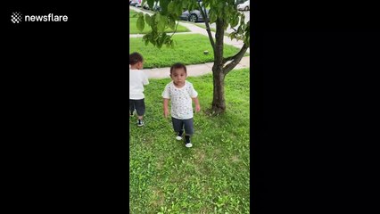 Sweet twins deliver water to the mail lady during her shift