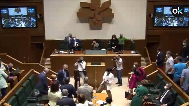 Urkullu afronta su tercer mandato como lehendakari con mayoría absoluta y la abstención de Vox y PP