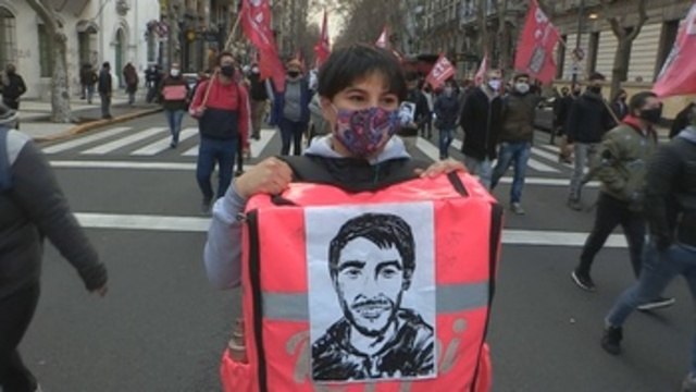 Exigen en Argentina justicia por joven hallado muerto tras meses desaparecido