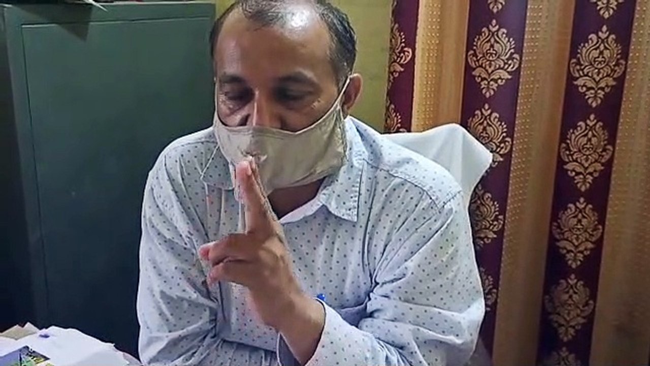 ग्राम प्रधान की ग्रामीणों ने खोली सारी पोल, ADO पंचायत बने रहे मूकदर्शक