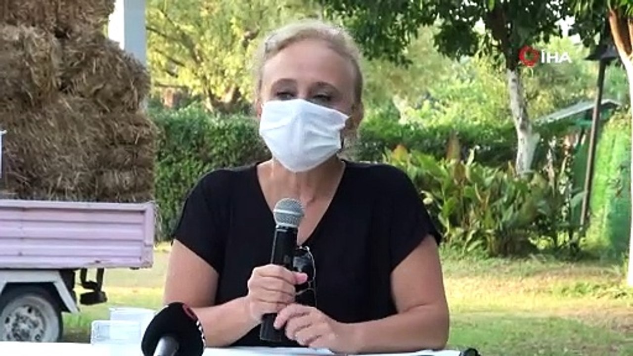 Prof. Dr. Yeşim Taşova:  Vakalar iki katına çıkarsa okullar açılmaz