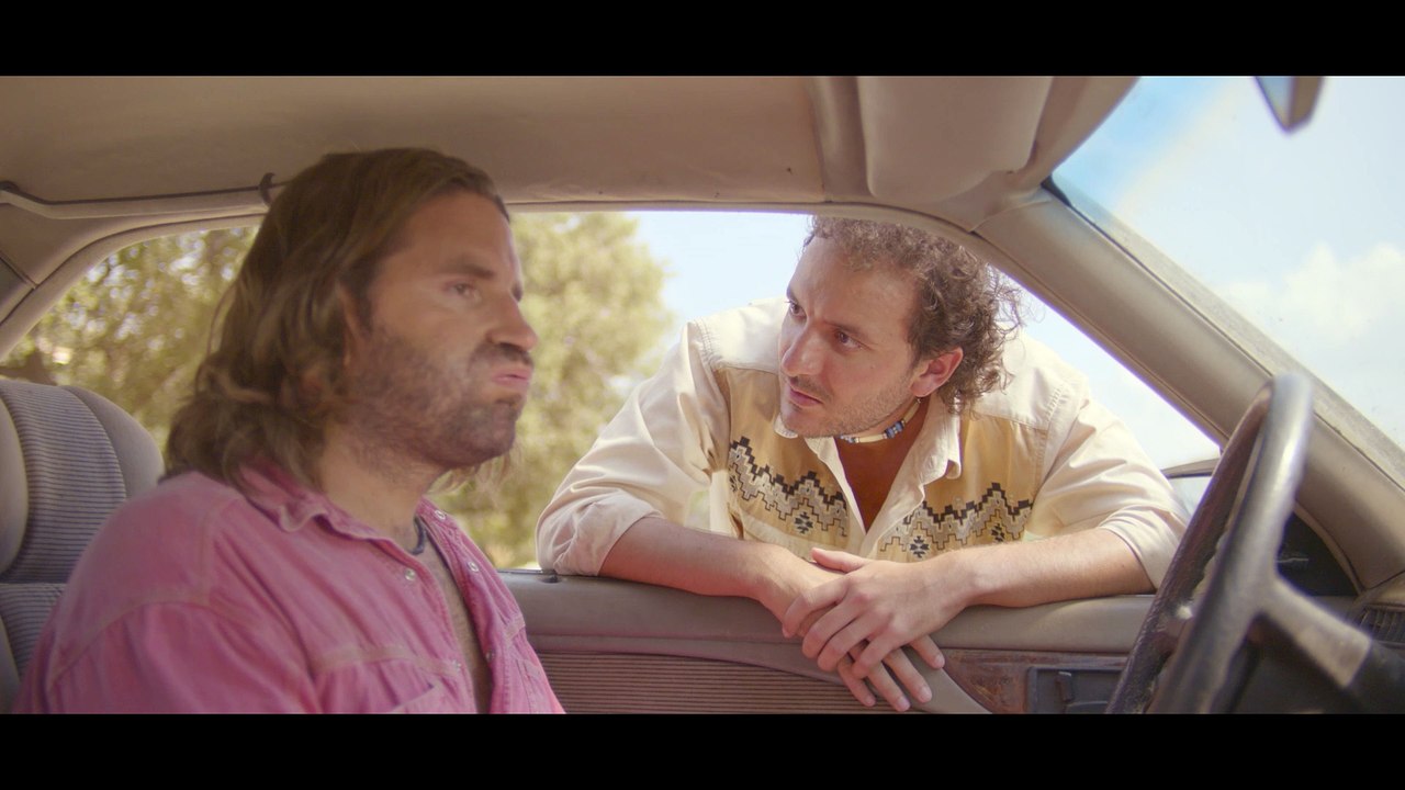 Mandibules (2020) - Bande-annonce du film de Quentin Dupieux avec David Marsais, Grégoire Ludig, Adèle Exarchopoulos...