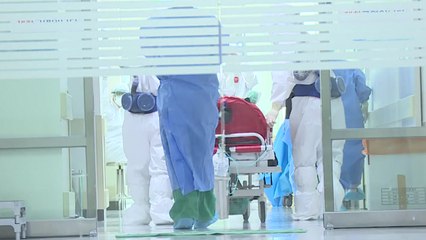 확진 초등생 이송 요구하자...구청의 '기막힌 답변' / YTN