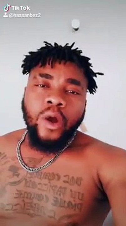 Hassan Bez clashe Yaovi Kheteti sur son odeur