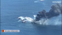 Incendio de buque petrolero enciende alarma ambiental en Sri Lanka