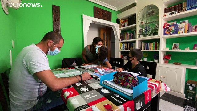 На фоне пандемии испанские родители выступают за домашнее обучение