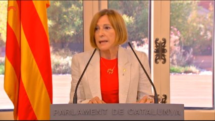 Forcadell defiende el "diálogo político sin límites" en su retorno al Parlament