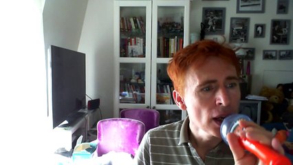 Wiwi égratigne "real love"