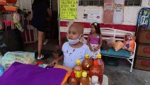 La historia de Grecia Álvarez, la pequeña que vende churros para pagar sus quimioterapias