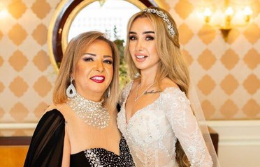 هنا الزاهد تتحول لخبيرة  تجميل من أجل عيون والدتها