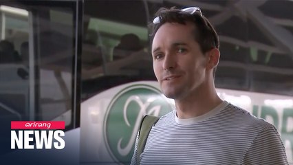 Last two journalists working for Australian media flown out of China