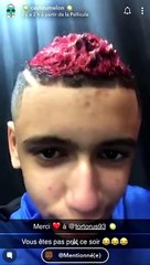 Nassim se teint en rouge et sa mère le frappe c'est du melon